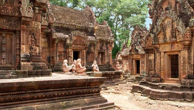 Ten Day Tour Packages: Angkor Wat temples Highlights